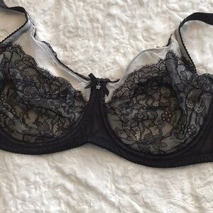 Black & Cream Wacoal Lace Underwire Bra Size 36D